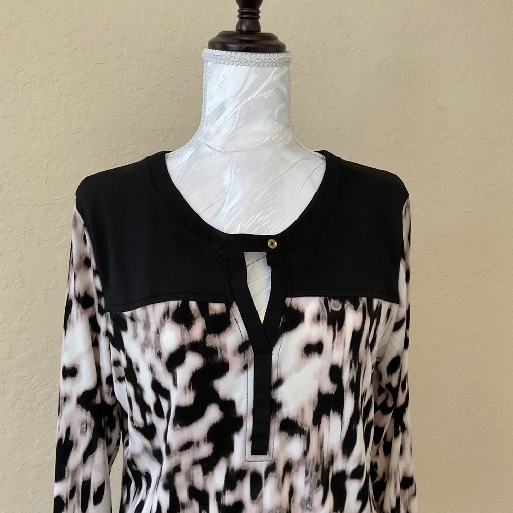 Calvin Klein Womens Animal Print Yoke Split Neck 3/4 Sleeve Blouse Top - Picture 7 of 8